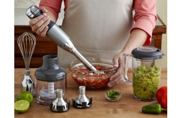 Какви кухненски роботи да купуваме, за да не останат в шкафа?